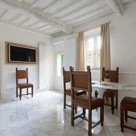 Apartman Domus Nannini - L' Arco Di Matteotti