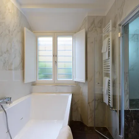 Domus Nannini - L' Arco Di Matteotti Apartman *